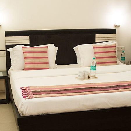 Aura Suites Gurgaon Eksteriør billede